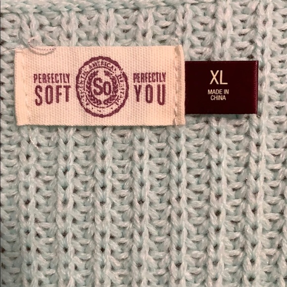 Sweater - Picture 3 of 5